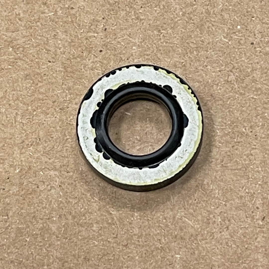 Suzuki K9205-51352 Head Cover O-Ring Bolt