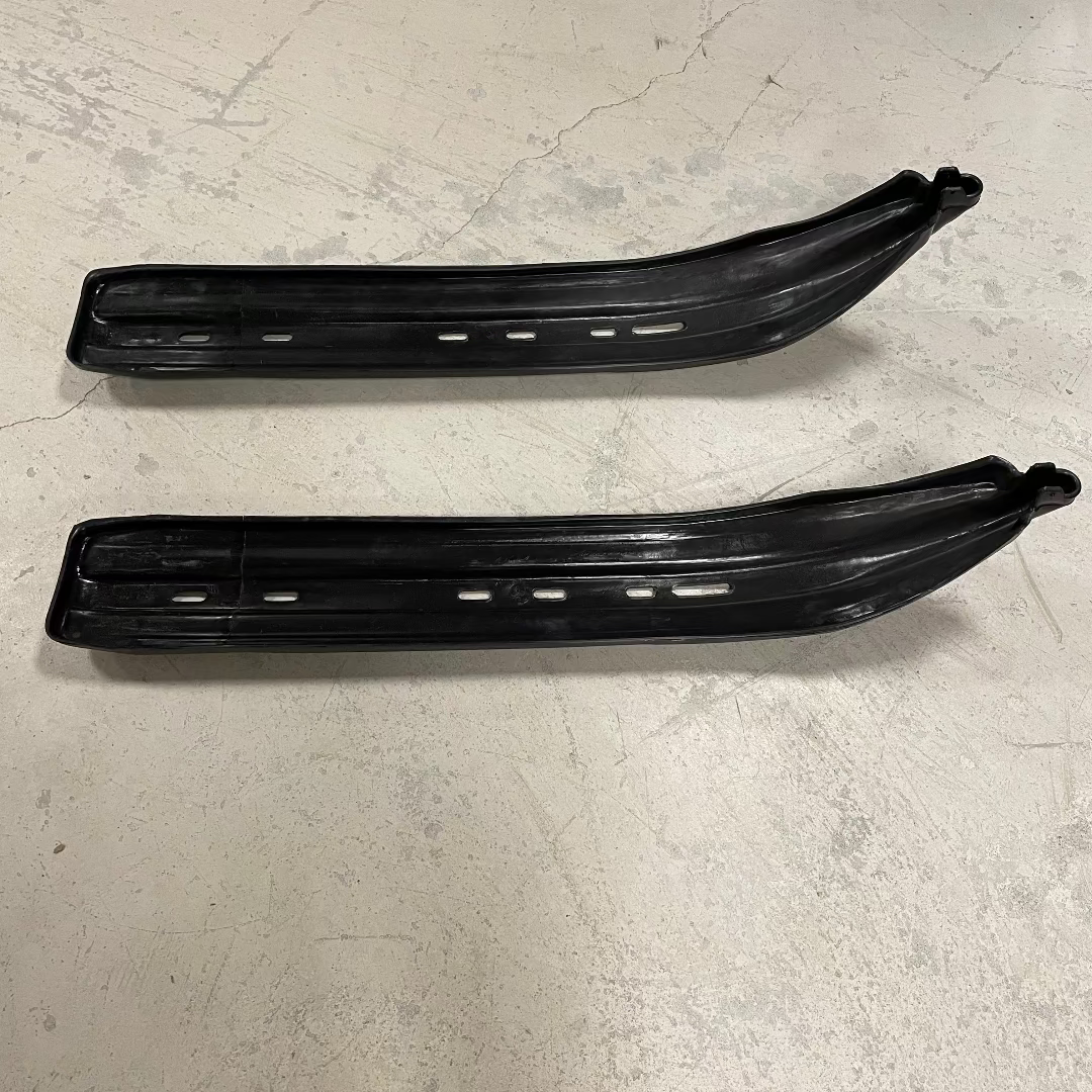 Motovan 008-9008 Wide Black Ski Protector